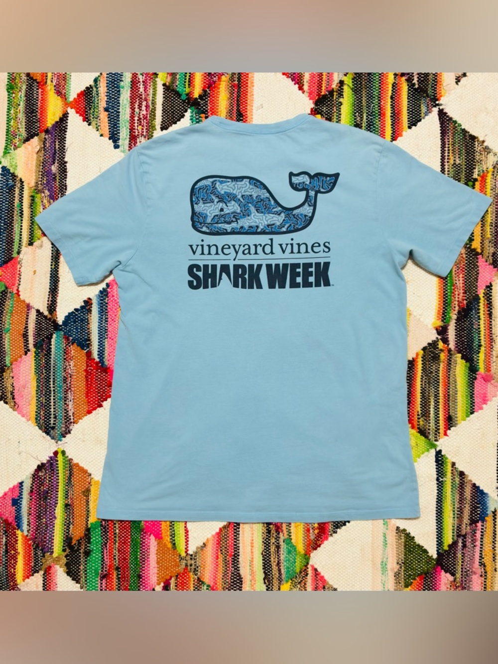 Vineyard Vines Shark Week Whale Shark T-Shirt size Large - Picture 3 of 6